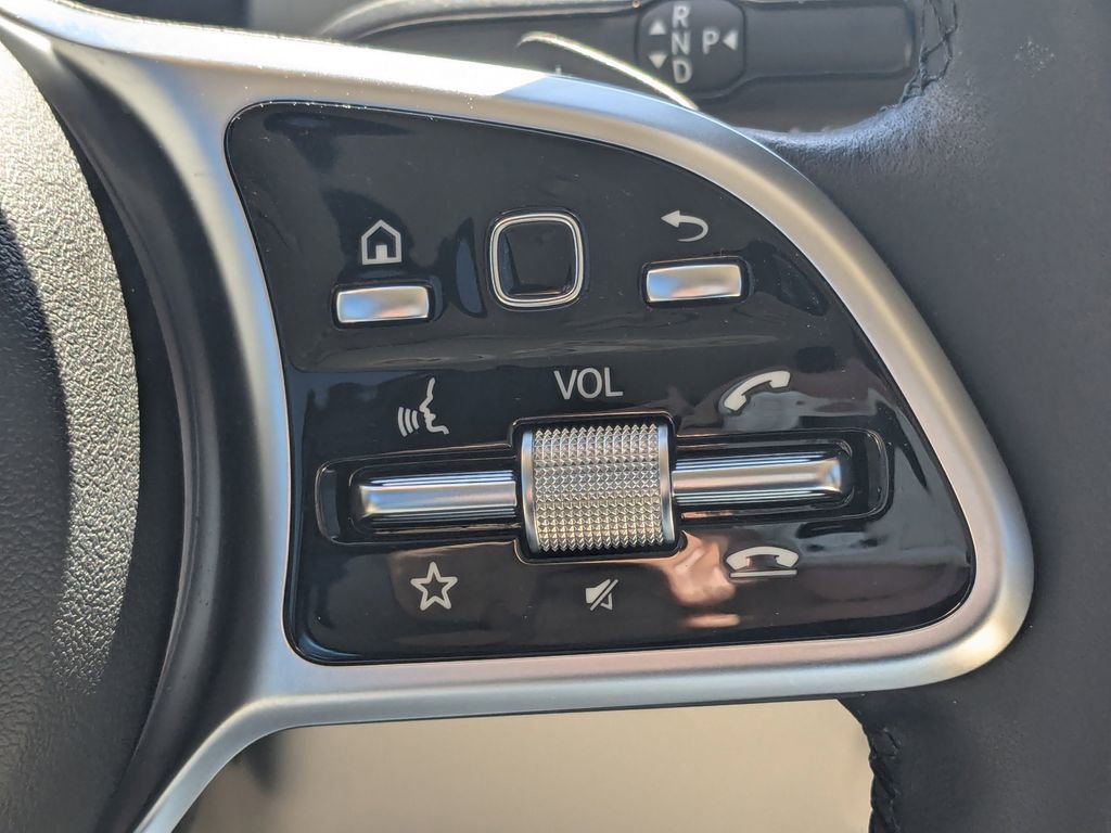 Certified 2023 Mercedes-Benz GLB 250 image 11