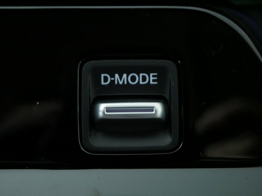 New 2025 Nissan Murano Platinum image 34