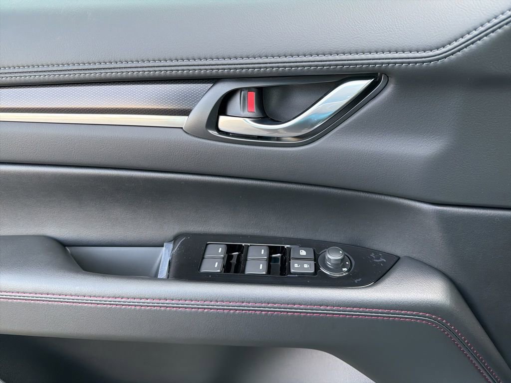 New 2025 MAZDA CX-5 Carbon Edition image 13
