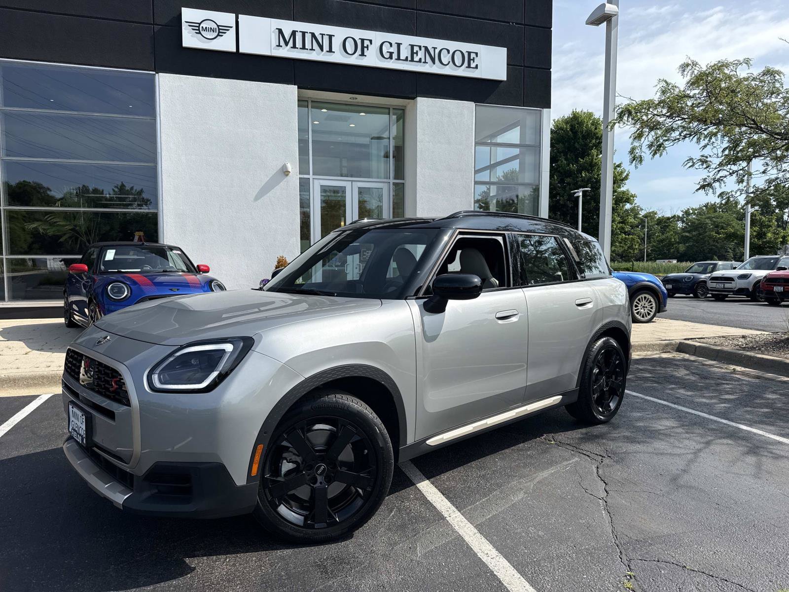 Certified 2025 MINI Cooper Countryman S AWD/4WD image 1
