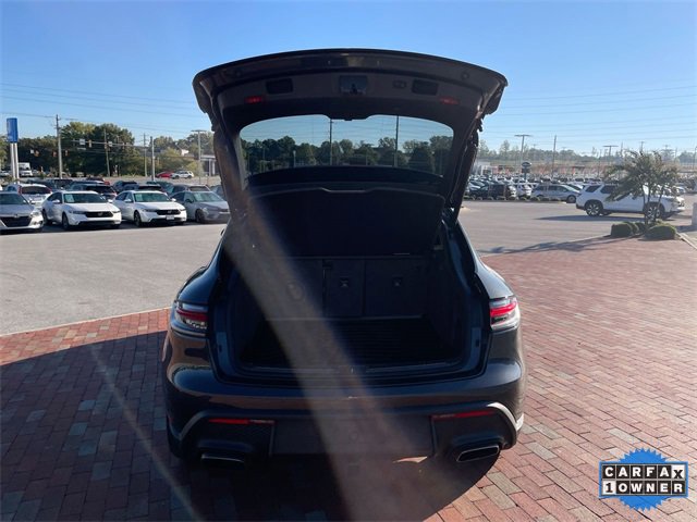 Used 2023 Porsche Macan image 29