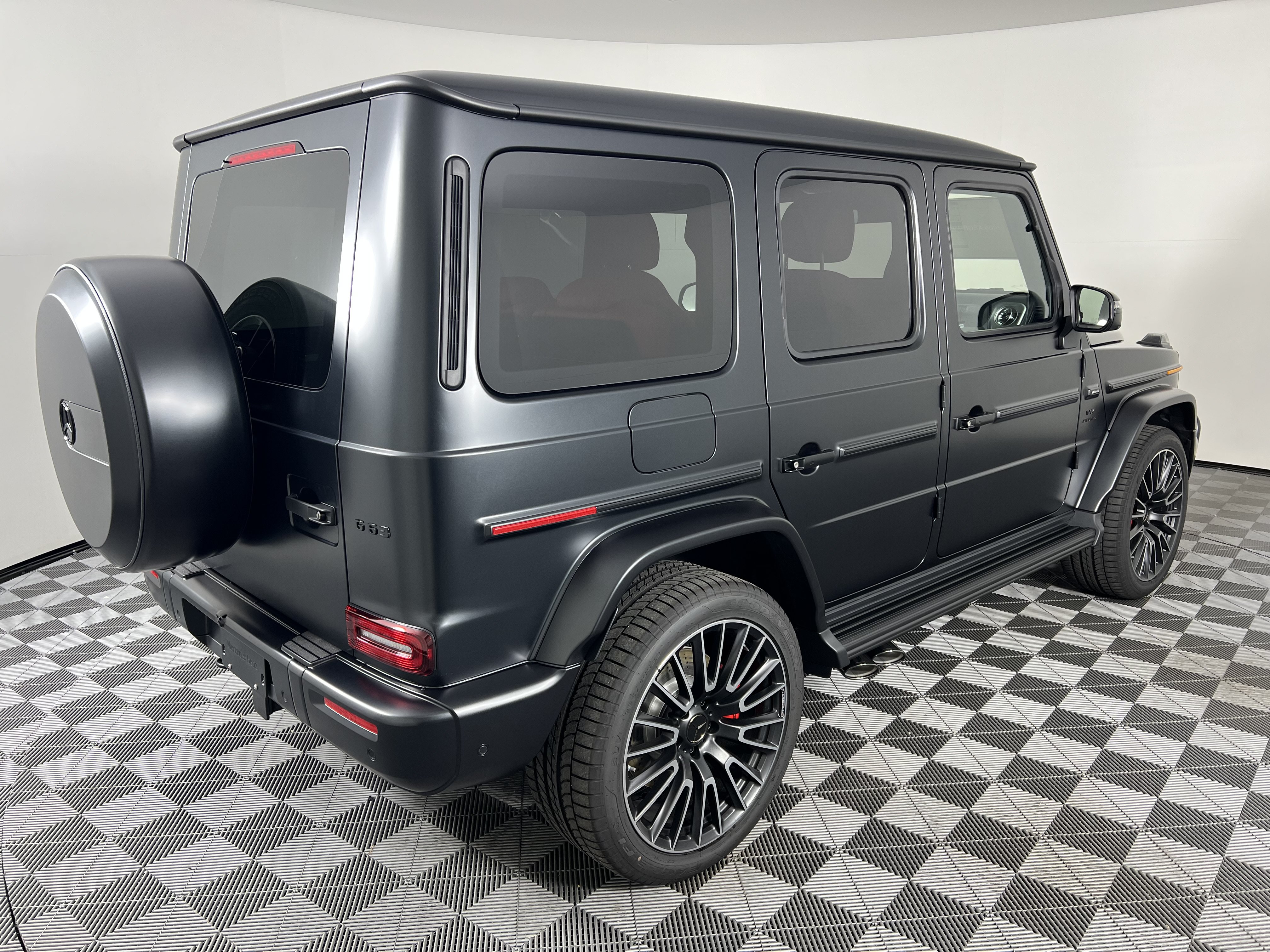New 2027 Mercedes-Benz G 63 AMG 4MATIC image 13