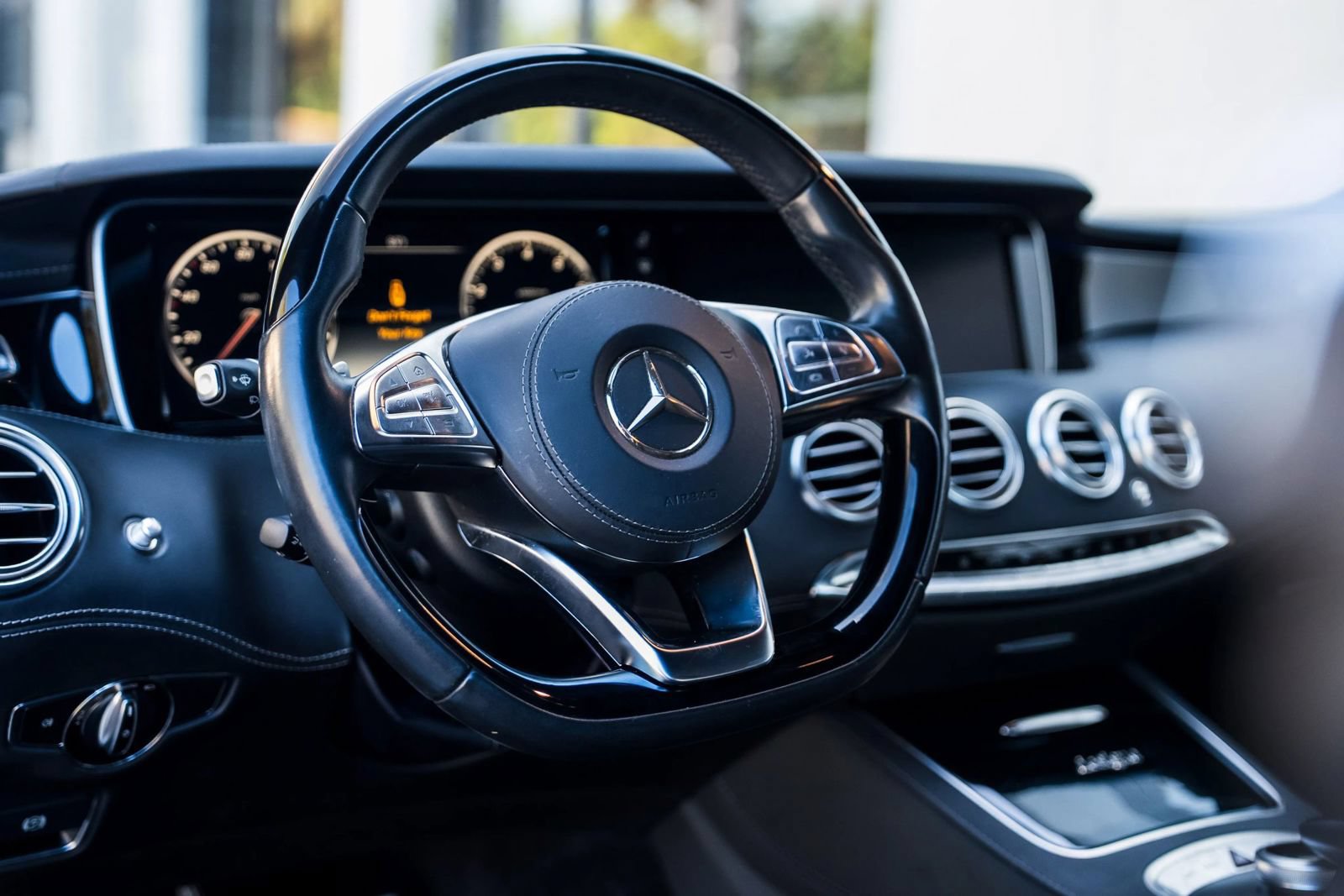 Used 2015 Mercedes-Benz S 550 4MATIC Coupe image 18