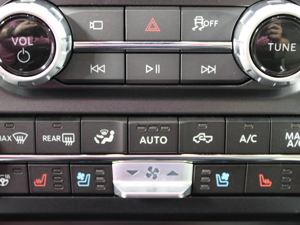Used 2026 Ford F350 Platinum w/ Platinum Plus Package AWD/4WD image 83