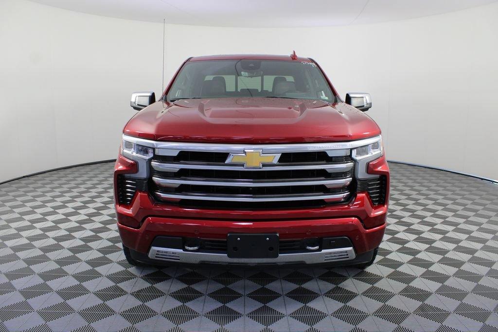 Used 2023 Chevrolet Silverado 1500 High Country w/ Technology Package AWD/4WD image 31