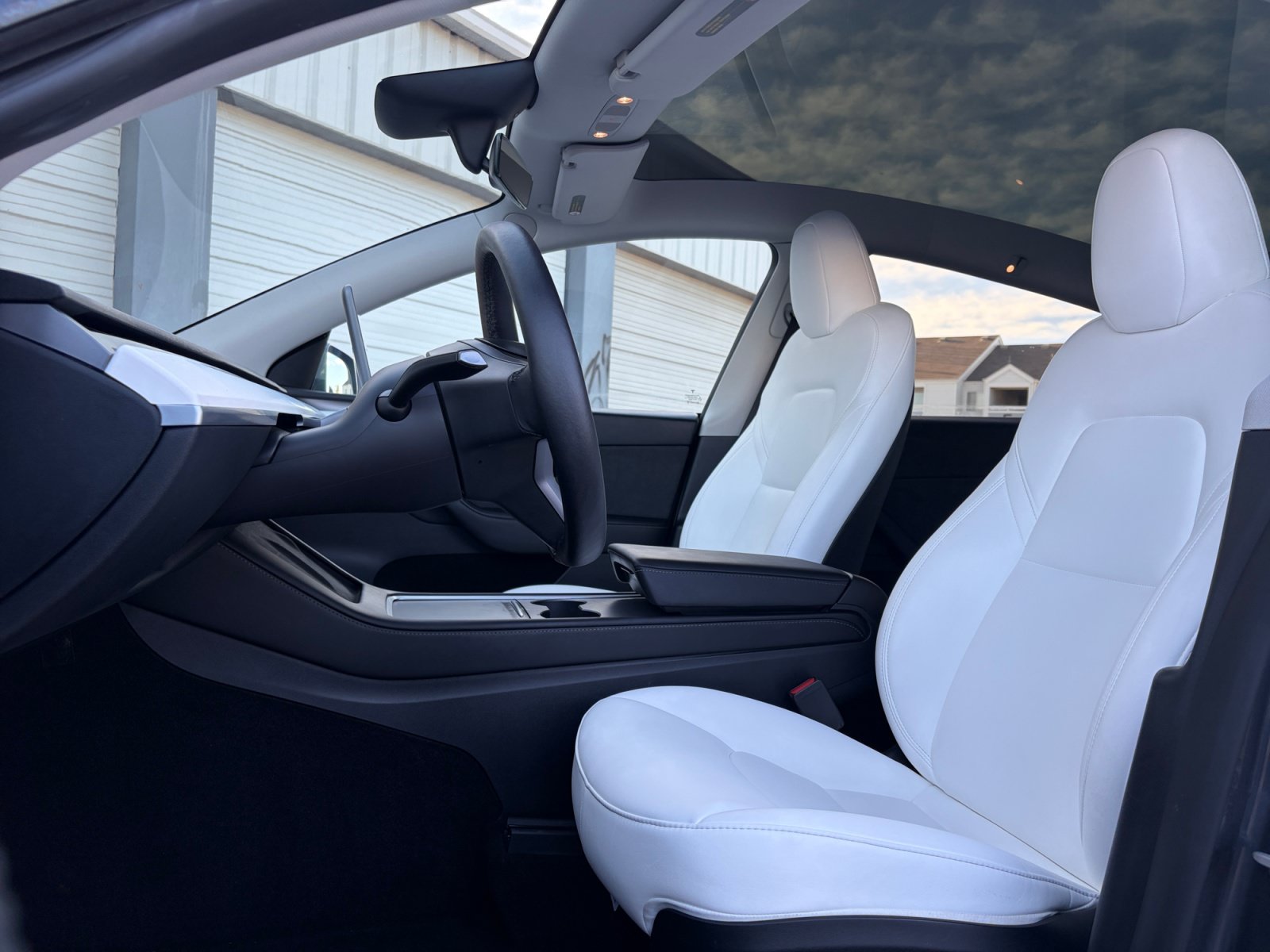 Used 2023 Tesla Model Y Long Range AWD/4WD image 12