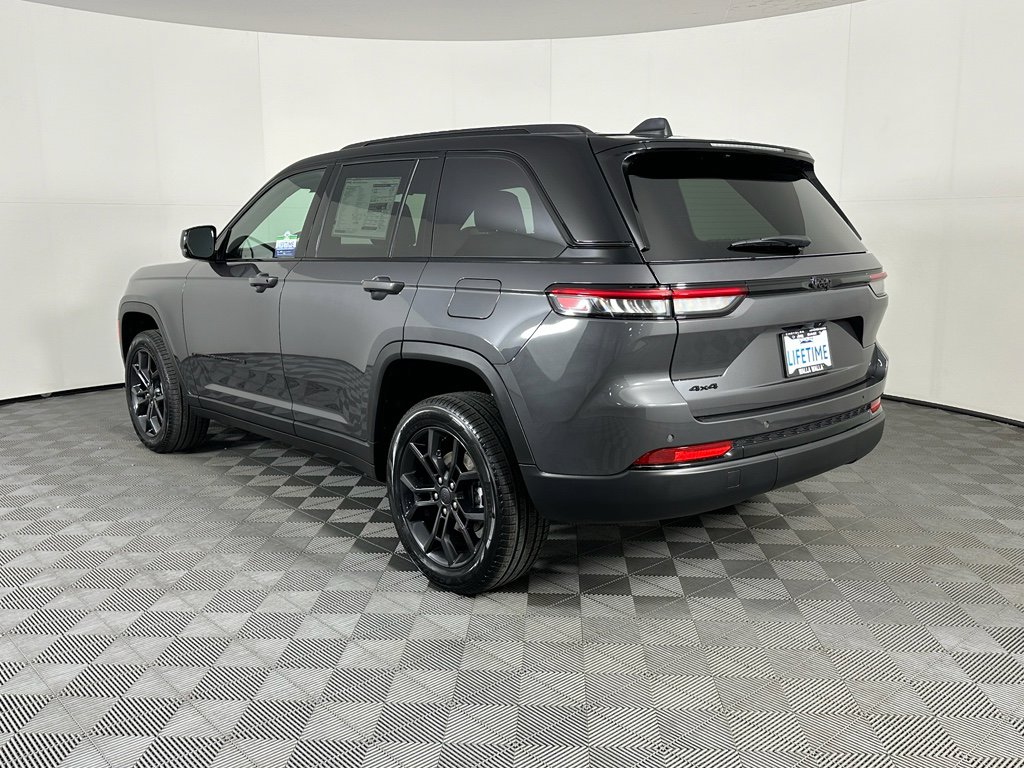 New 2025 Jeep Grand Cherokee Limited image 18