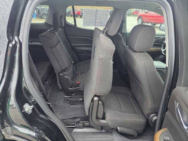 Used 2019 GMC Acadia SLE w/ LPO, Floor Liner Package AWD/4WD image 15