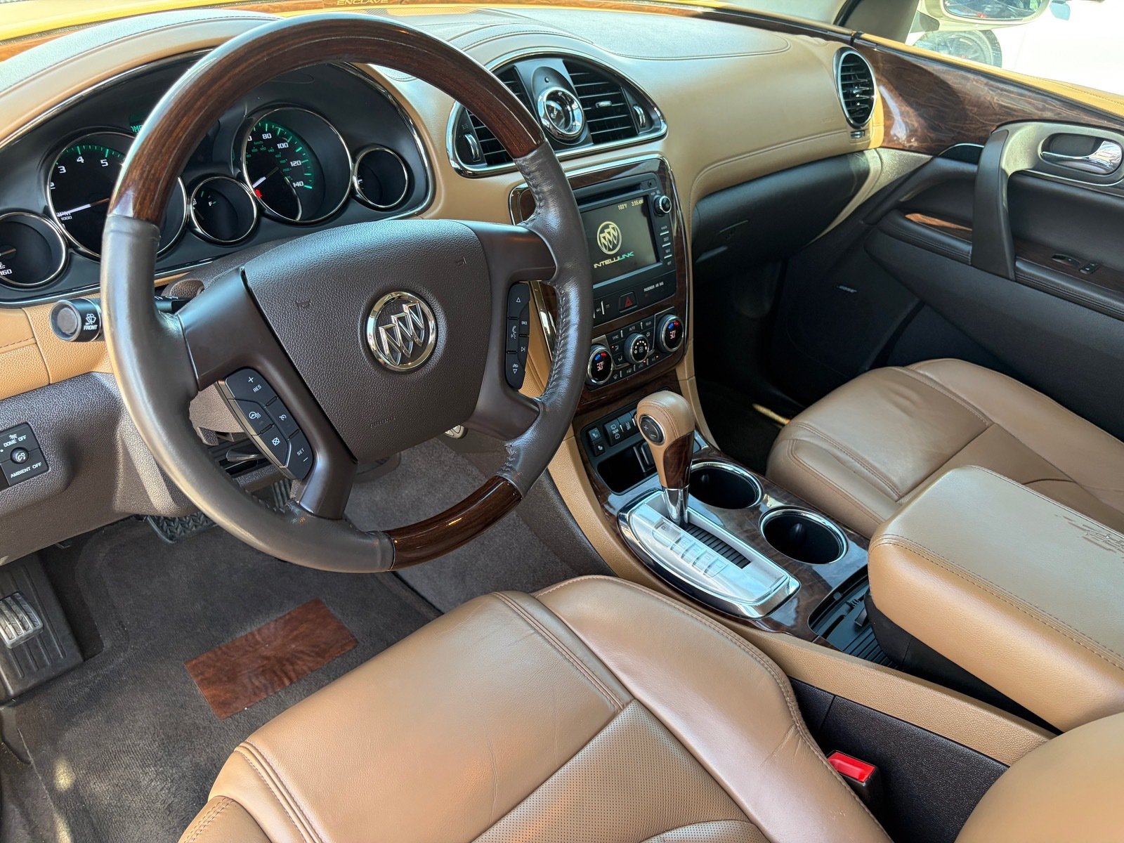 Used 2015 Buick Enclave Leather FWD image 19