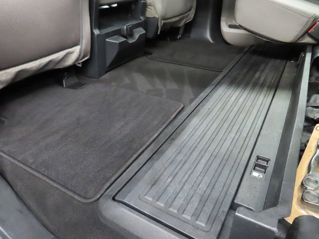 Used 2022 Ford F450 XLT w/ XLT Premium Package image 56