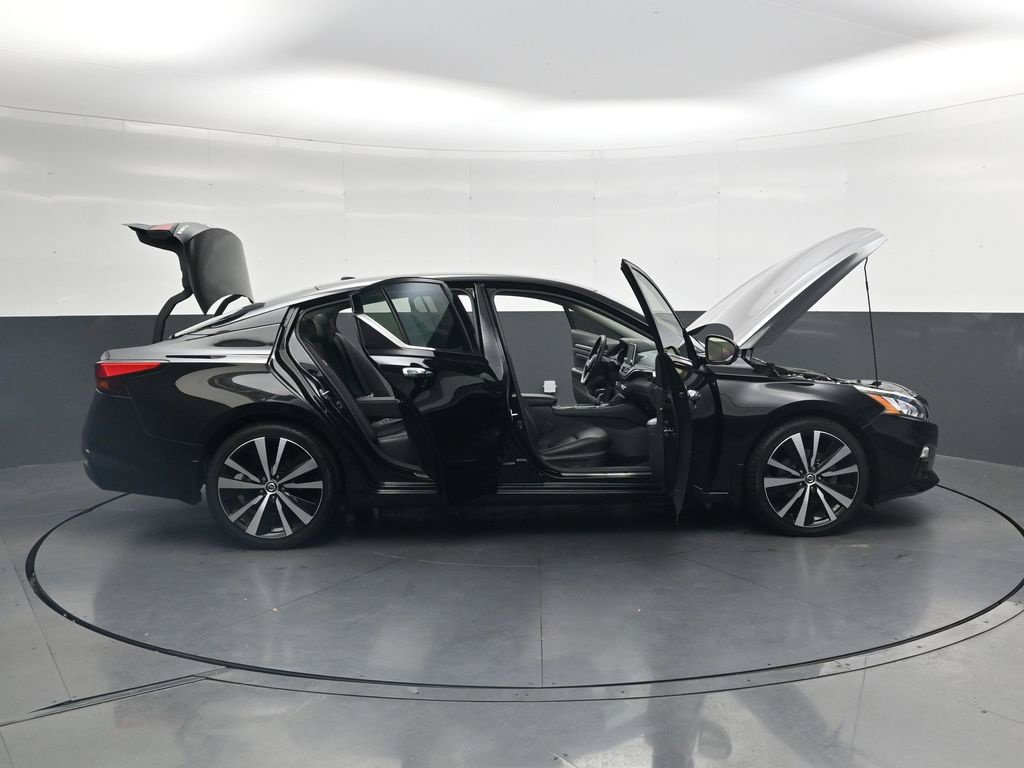 Used 2019 Nissan Altima 2.5 Platinum FWD image 45