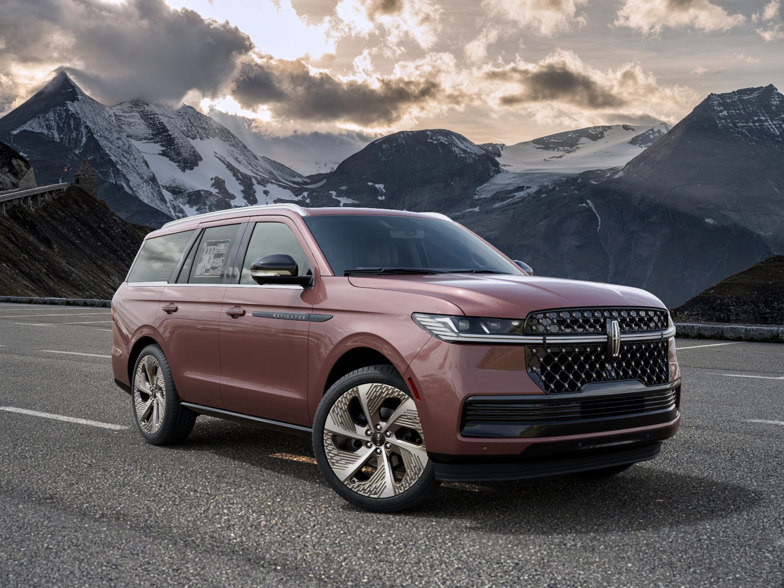 New 2027 Lincoln Navigator Black Label AWD/4WD image 7