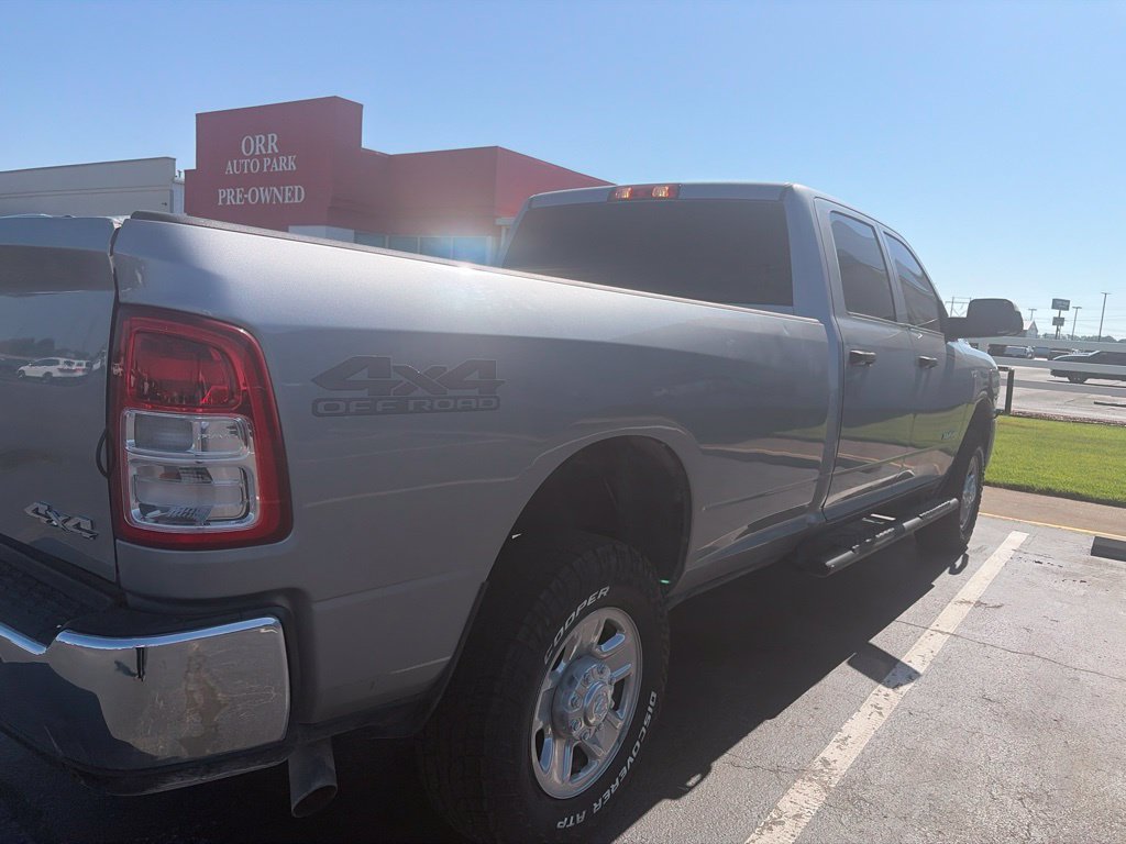 Used 2022 RAM 2500 Tradesman w/ Chrome Appearance Group AWD/4WD image 7