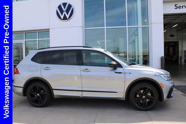 Used 2024 Volkswagen Tiguan SE R-Line image 5