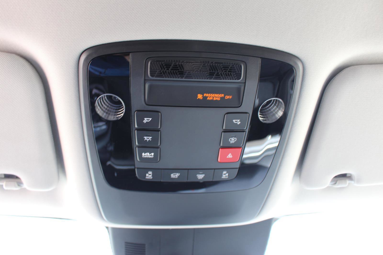 Used 2026 Kia Carnival EX image 26