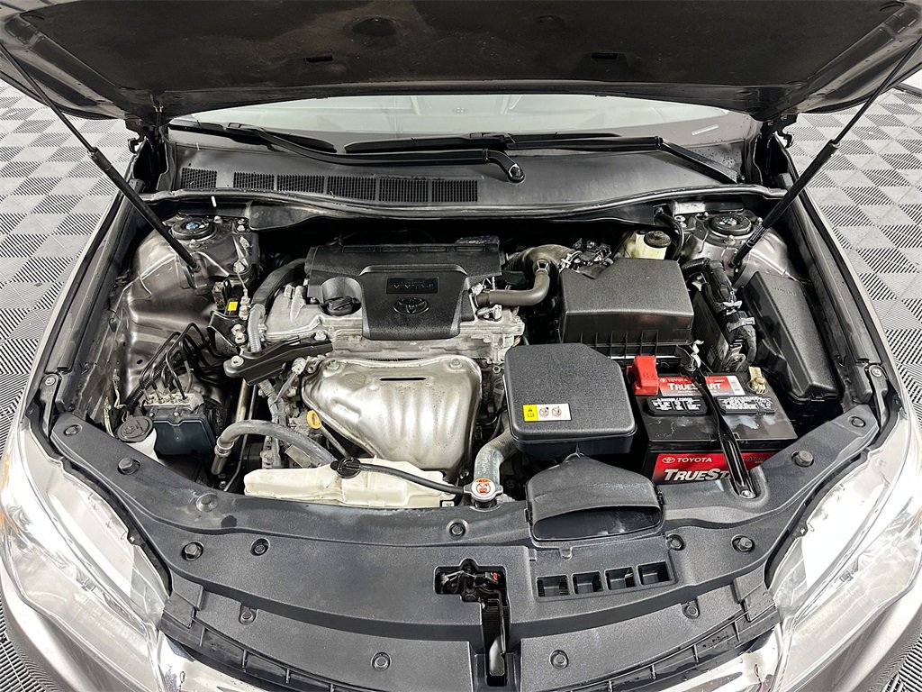 Used 2017 Toyota Camry XLE image 29