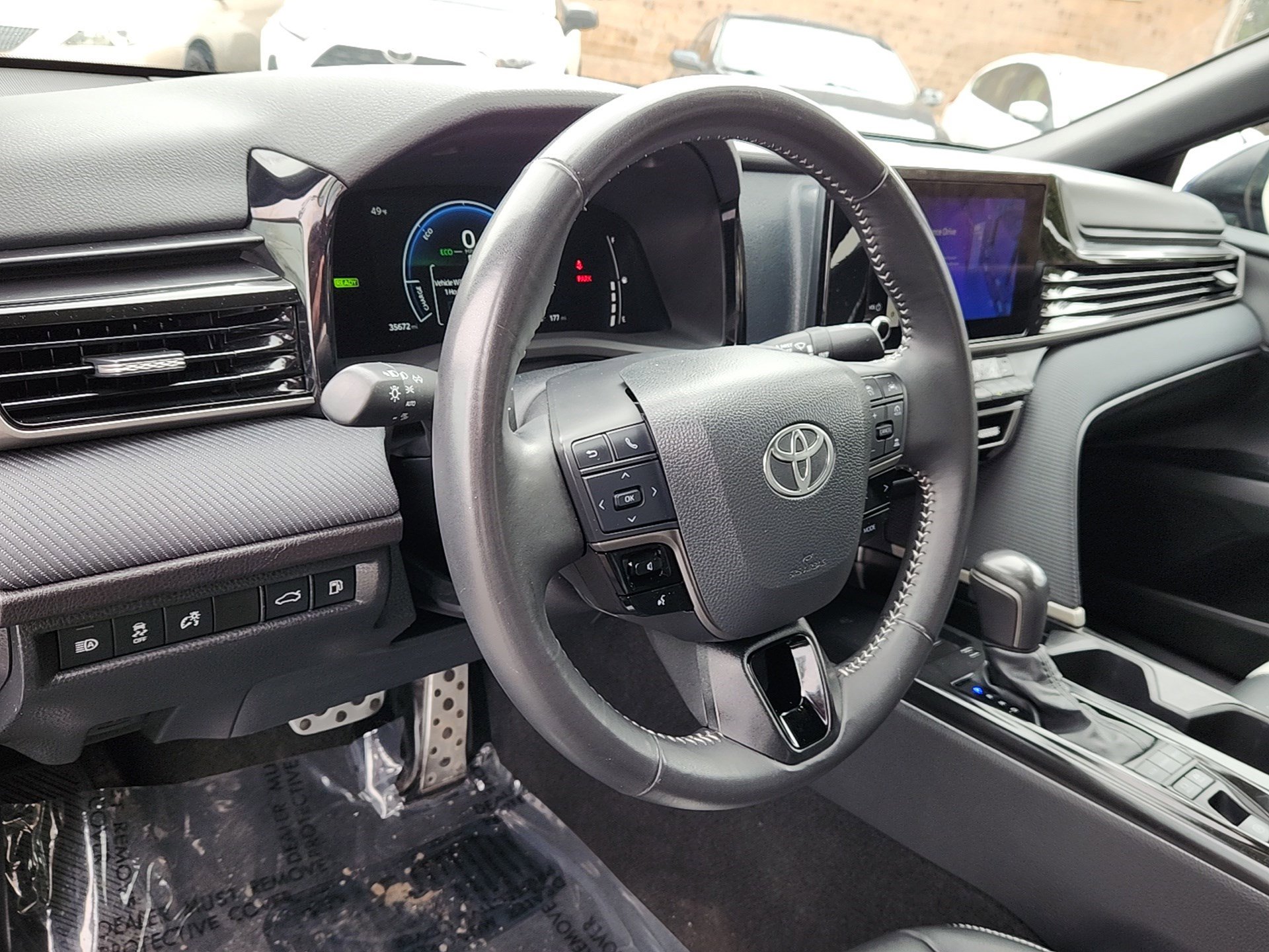 Certified 2025 Toyota Camry SE image 11