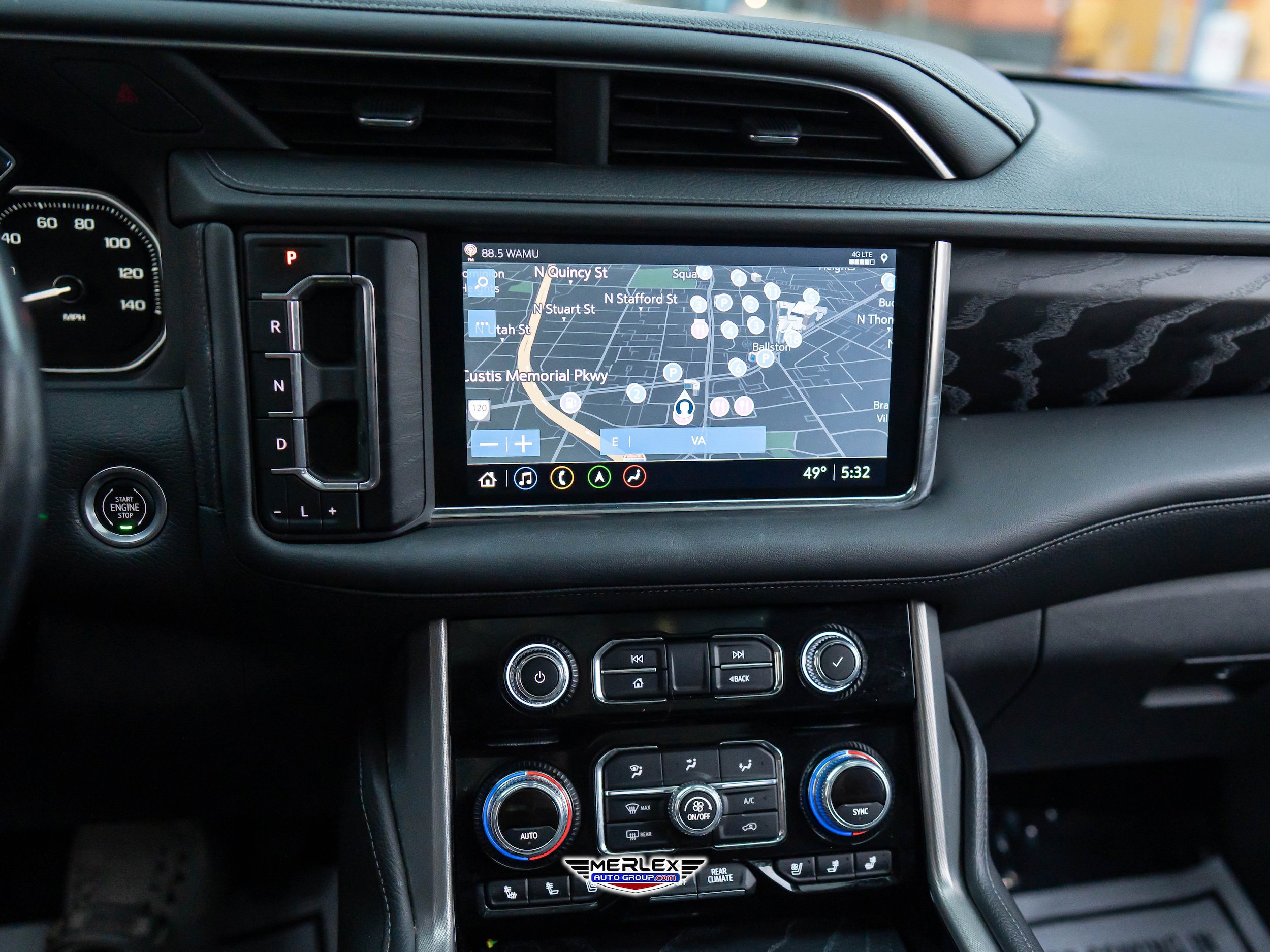 Used 2021 GMC Yukon XL Denali AWD/4WD image 30