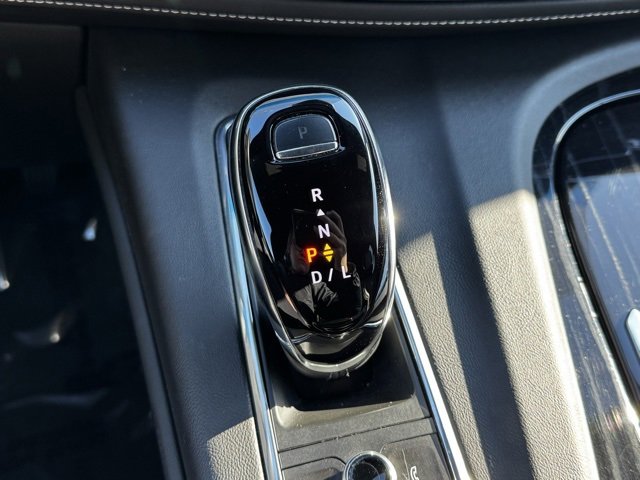 Certified 2024 Cadillac Escalade Sport w/ LPO, ONYX Package image 21