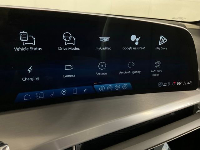 New 2026 Cadillac Vistiq Luxury w/ LPO, Floor Liner Package image 13