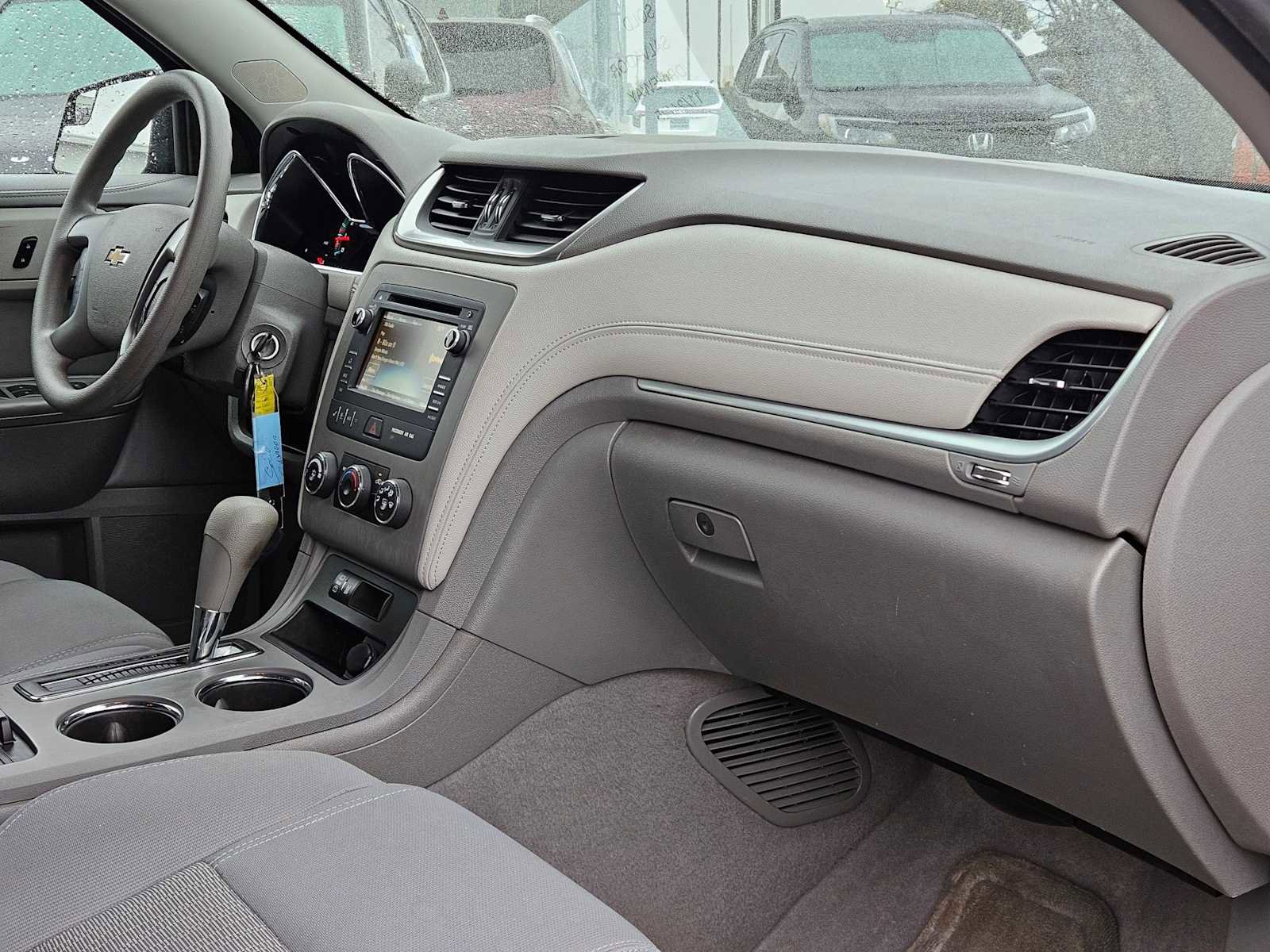 Used 2014 Chevrolet Traverse LS image 24