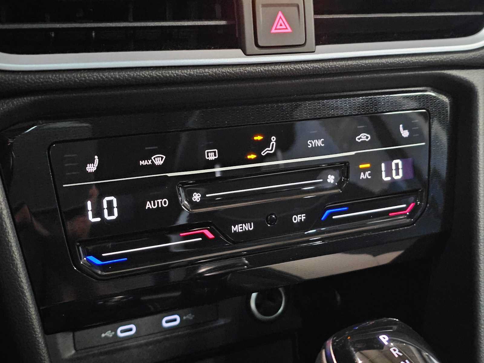 New 2026 Volkswagen Taos SE AWD/4WD image 29