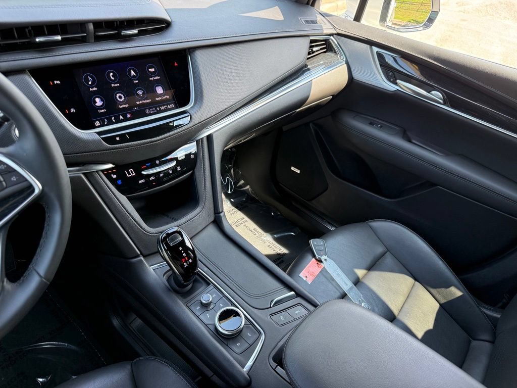 Certified 2025 Cadillac XT5 Premium Luxury AWD/4WD image 33