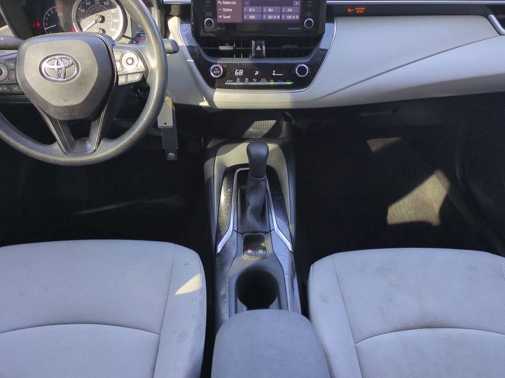 Certified 2022 Toyota Corolla LE image 18