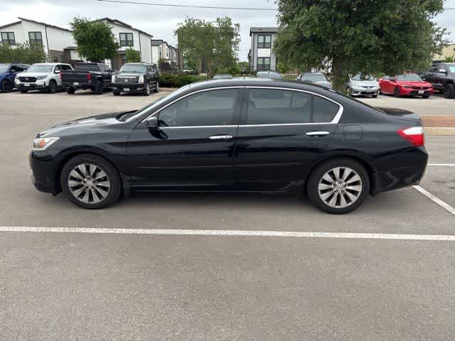 Used 2013 Honda Accord Touring video 2