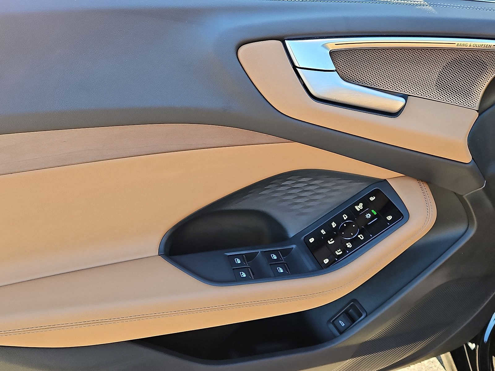 Used 2025 Audi A5 2.0T Premium Plus w/ Premium Plus image 10