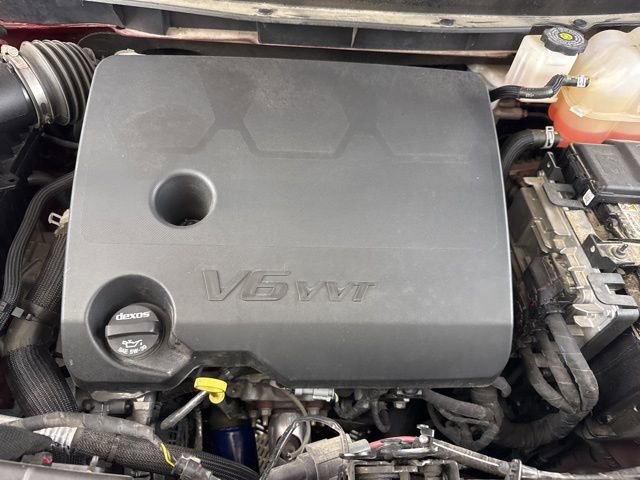 Used 2023 Chevrolet Traverse LT image 21