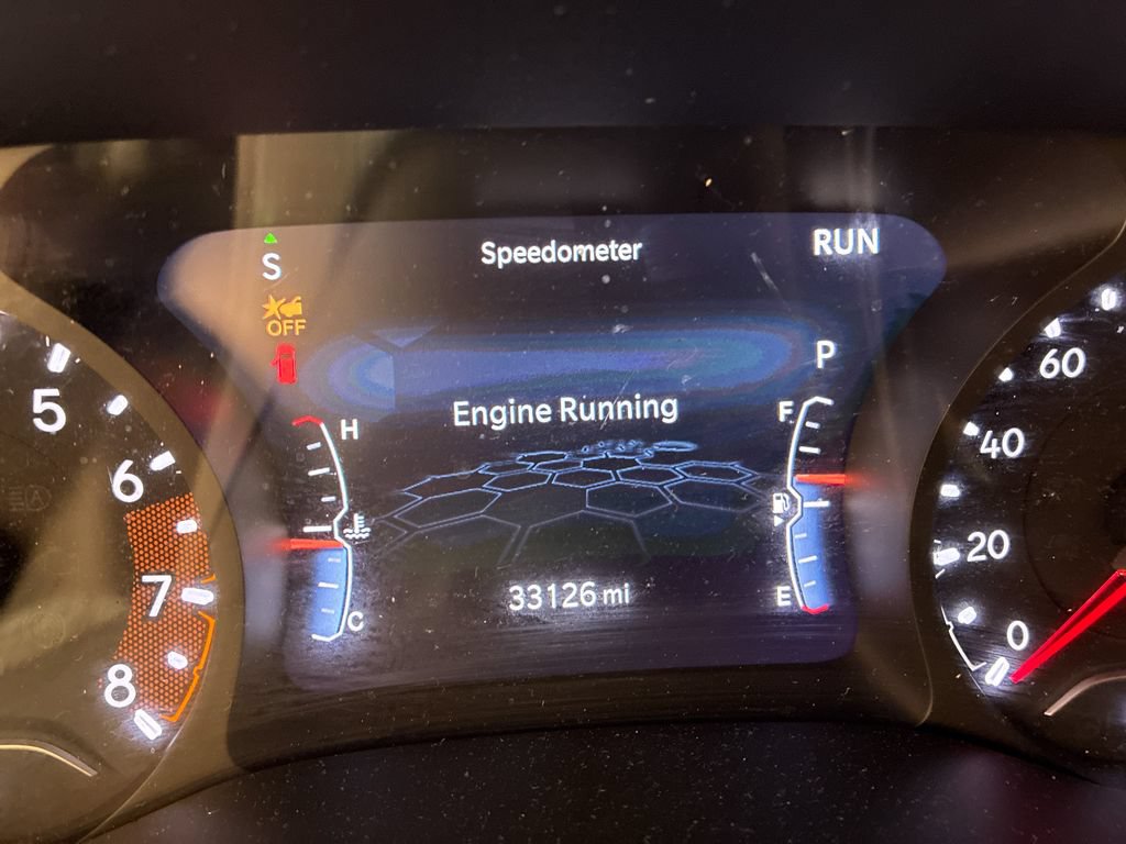 Used 2023 Jeep Compass Latitude w/ Sun and Sound Group AWD/4WD image 17