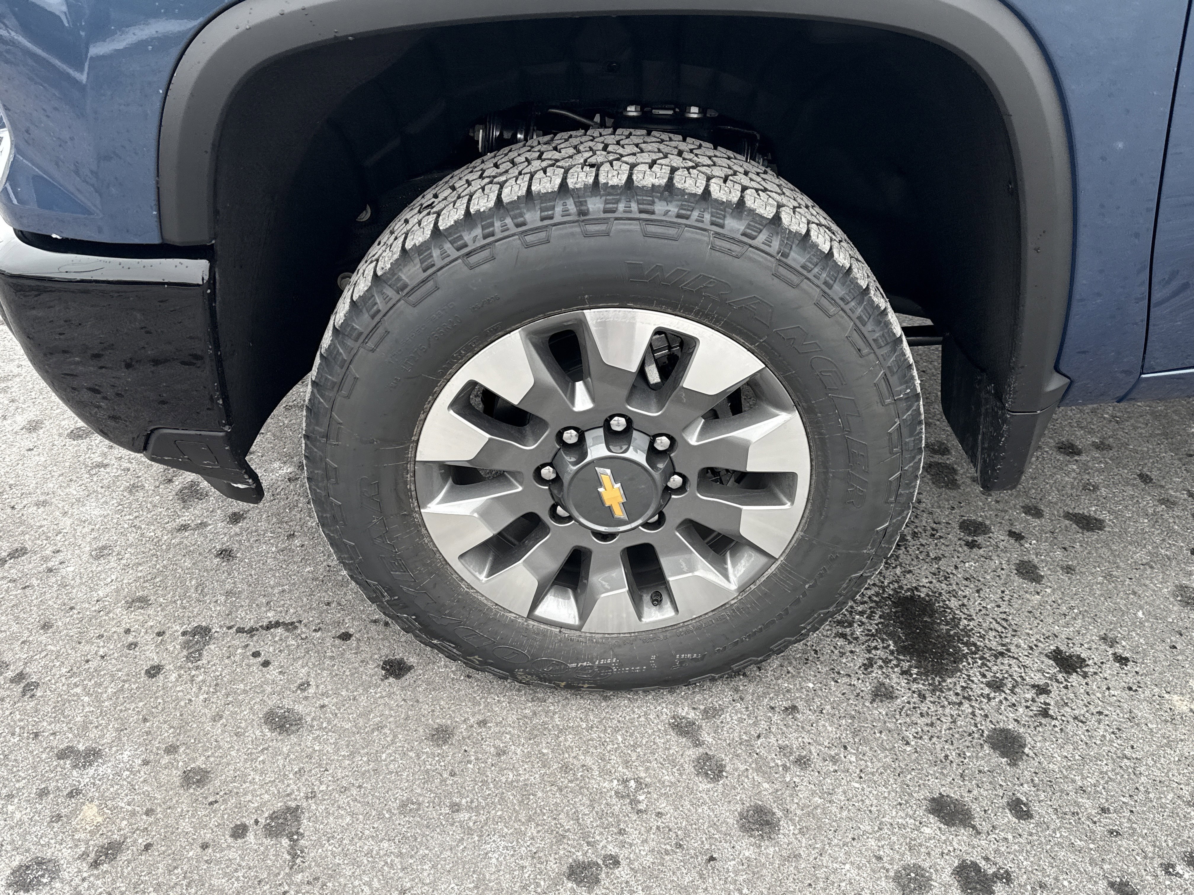 New 2026 Chevrolet Silverado 2500 Custom w/ Custom Value Package image 10