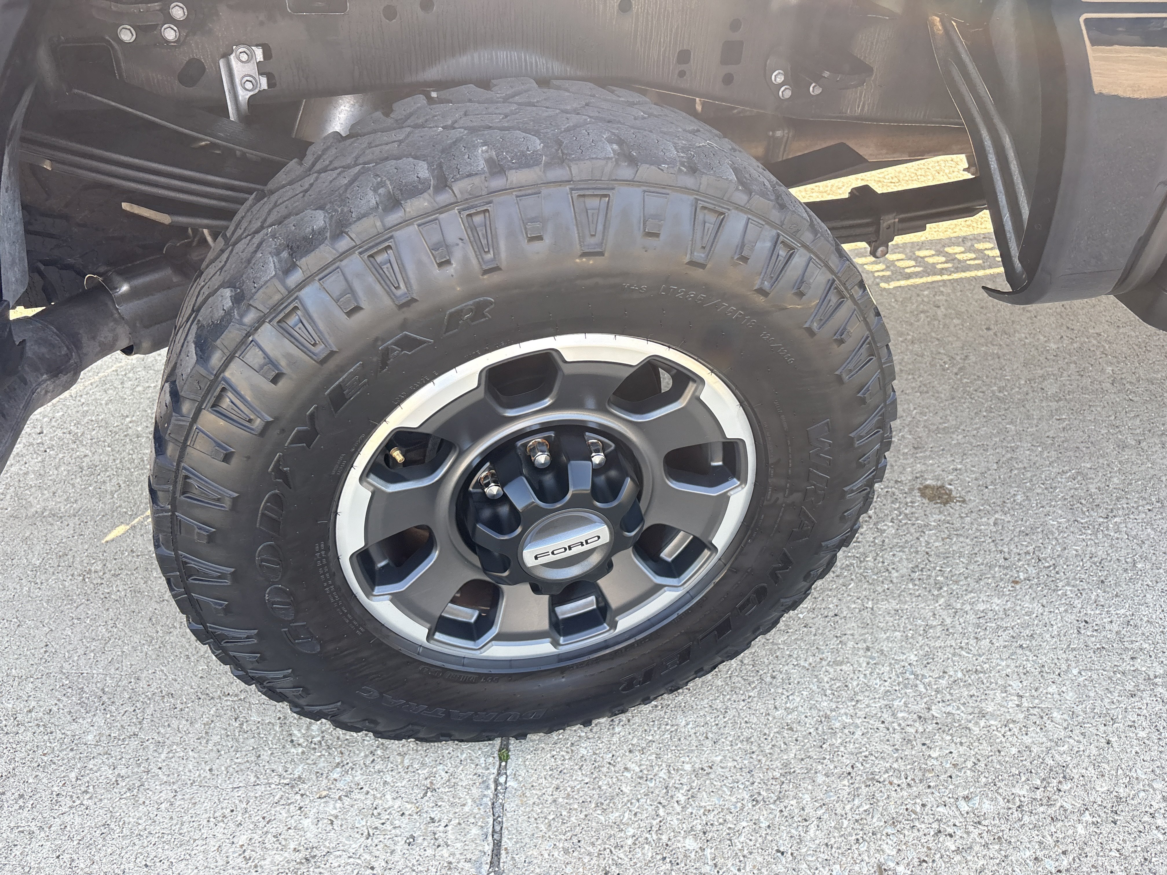 Used 2024 Ford F250 Lariat w/ Tremor Off-Road Package AWD/4WD image 6