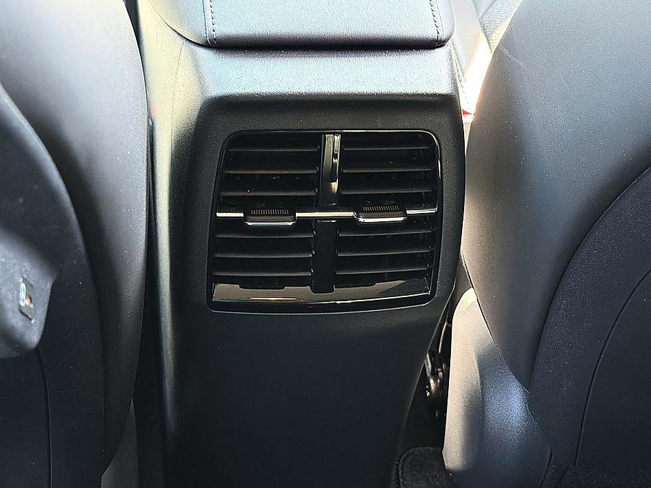 Used 2024 Kia Niro Wind FWD image 9