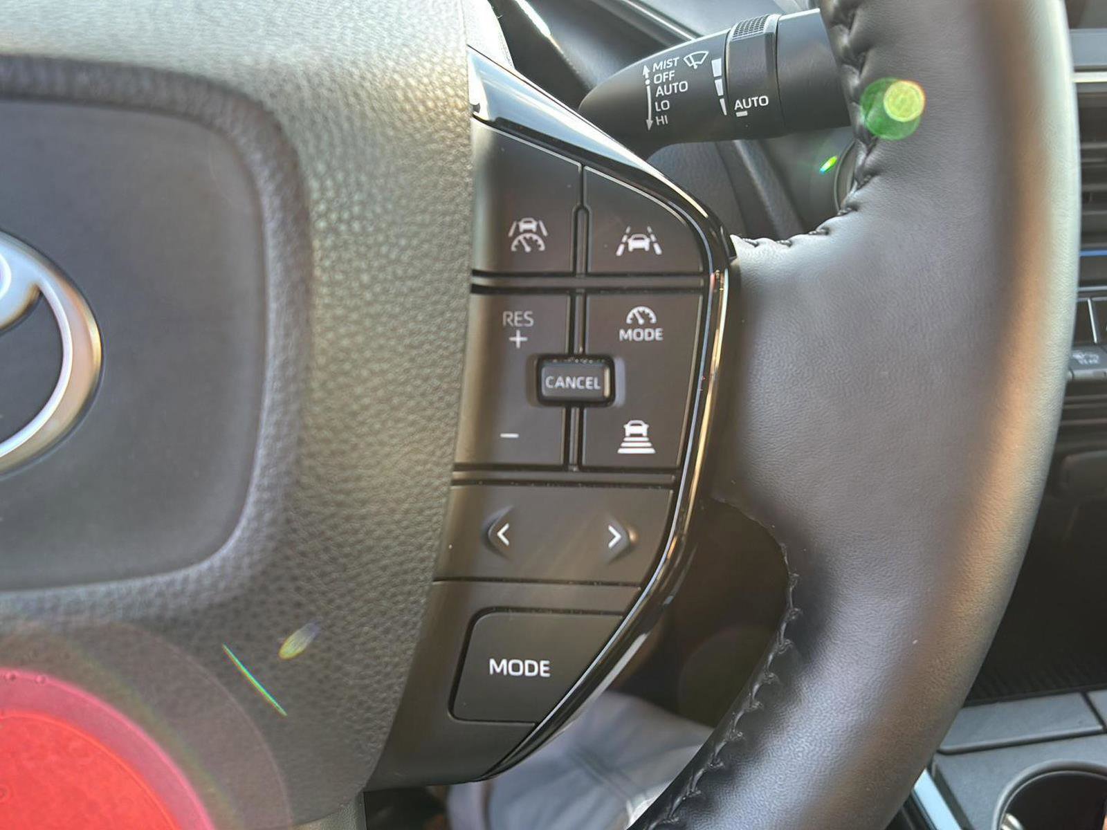 Used 2023 Toyota Prius XLE image 25