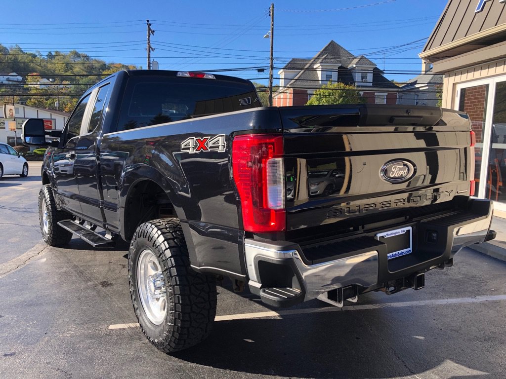 Used 2019 Ford F250 XL w/ Power Equipment Group AWD/4WD image 4
