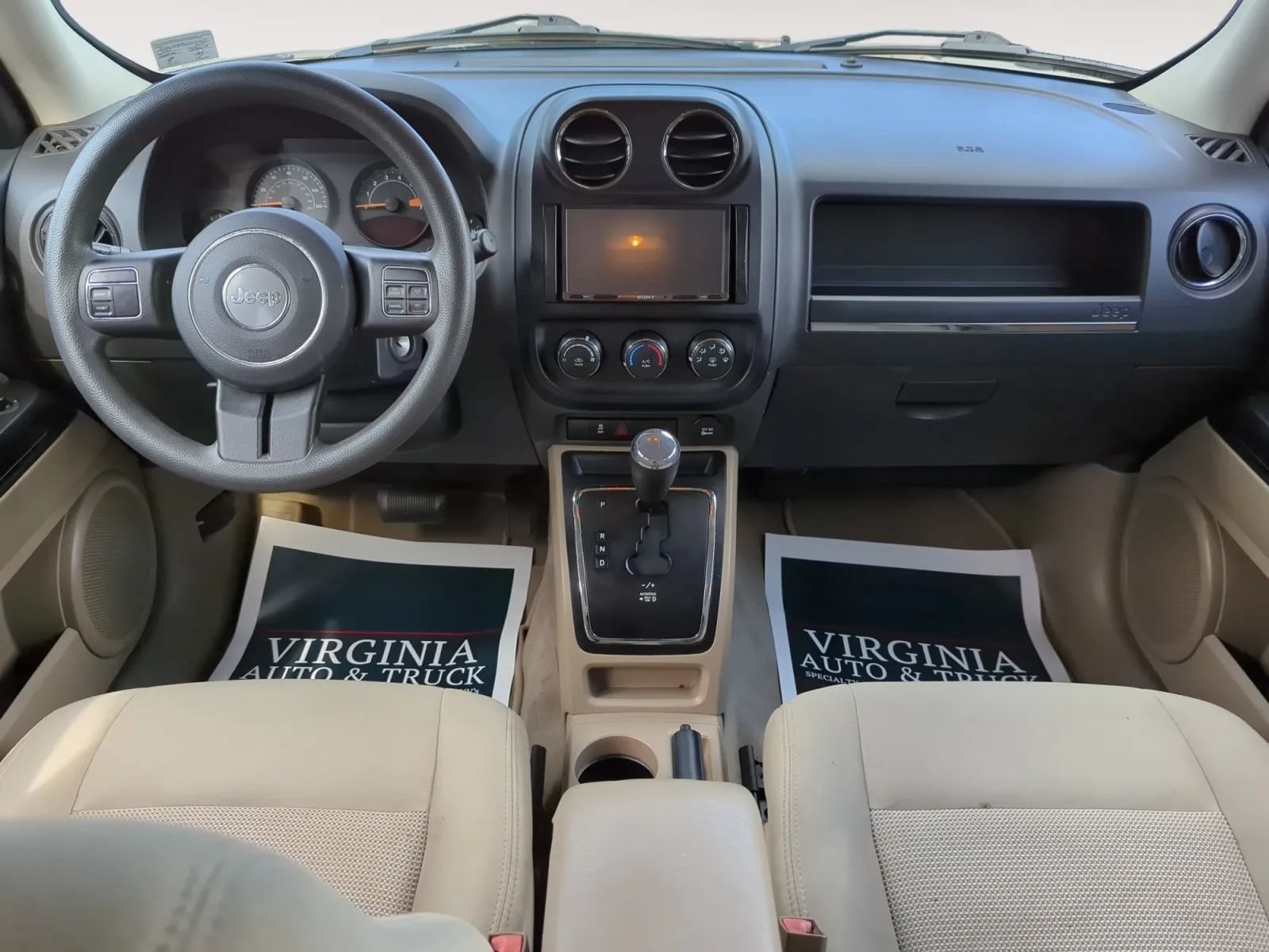 Used 2016 Jeep Patriot Sport w/ Power Value Group AWD/4WD image 3