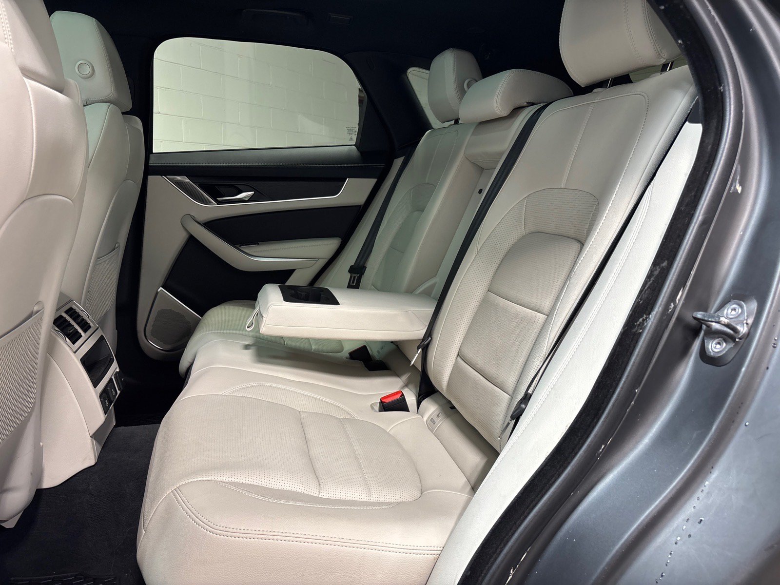 Used 2026 Jaguar F-PACE R-Dynamic S AWD/4WD image 26