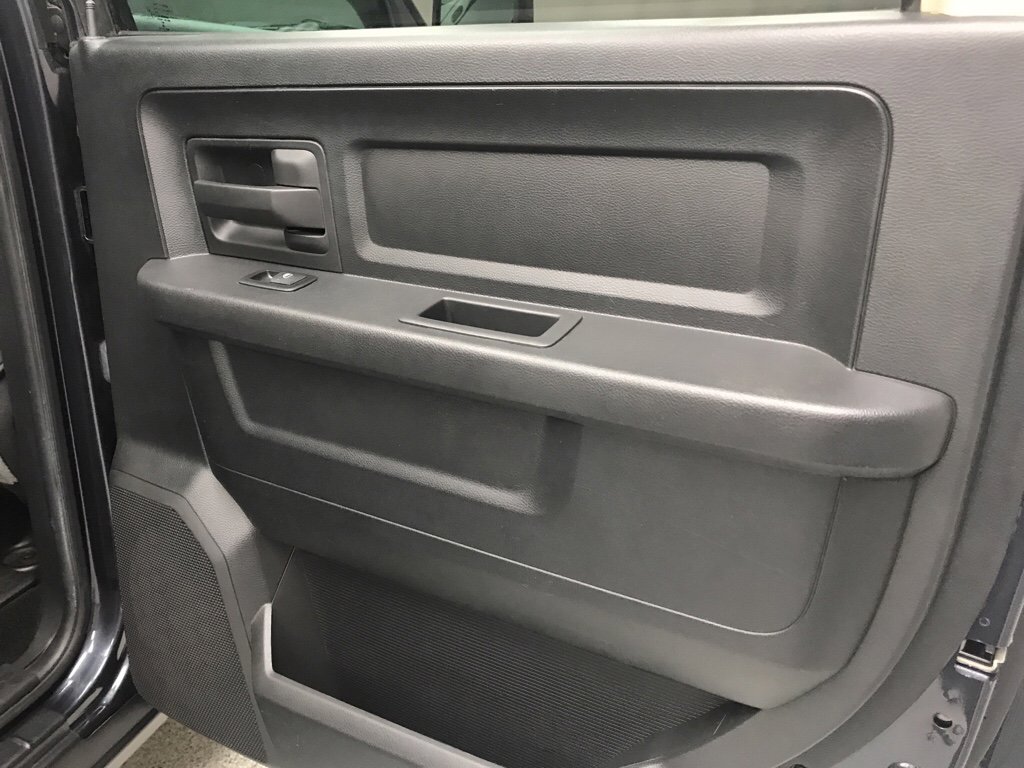 Used 2014 RAM 1500 Express image 16