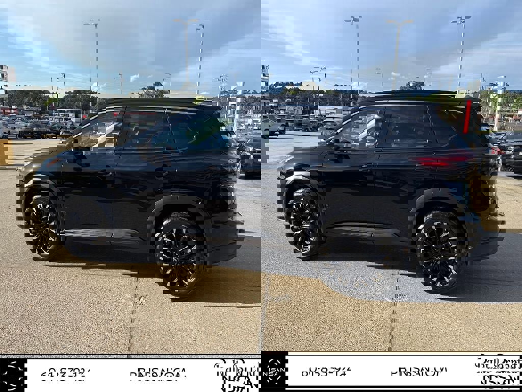 New 2026 Nissan Rogue Dark Armor image 8