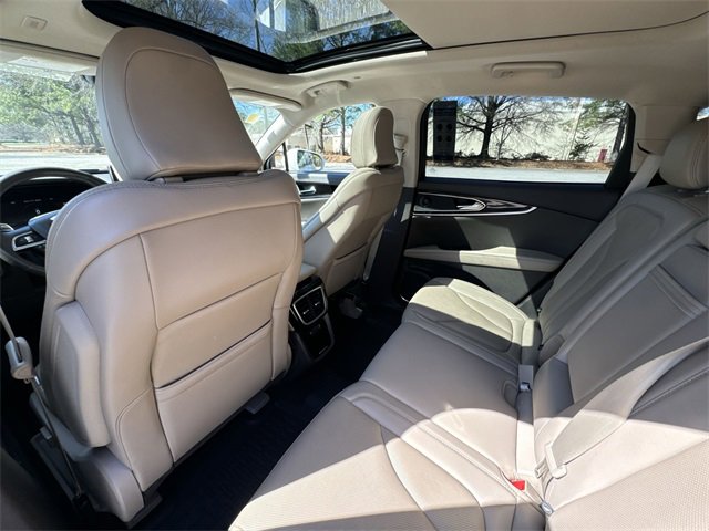 Used 2022 Lincoln Nautilus Reserve w/ Equipment Group 201A image 24