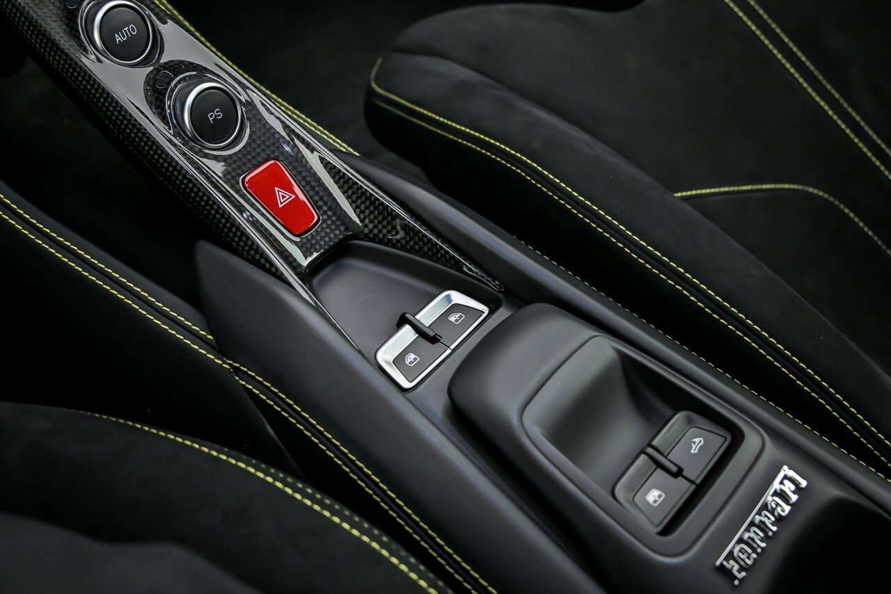 Used 2021 Ferrari F8 Tributo RWD image 36