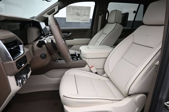 New 2026 GMC Yukon Denali w/ Denali Reserve Package AWD/4WD image 10