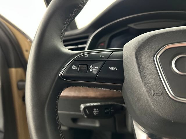 Used 2025 Audi Q7 2.0T Premium Plus w/ Premium Plus Package AWD/4WD image 9