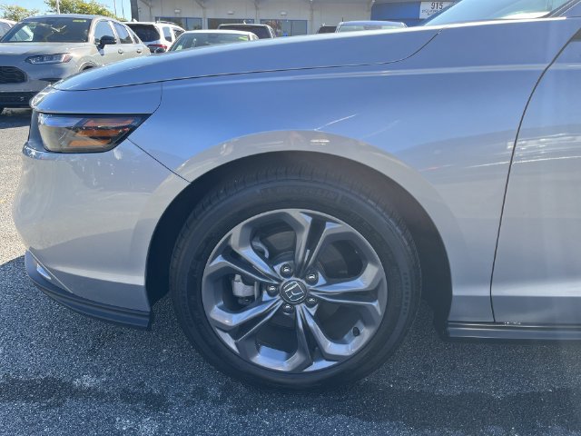 Used 2024 Honda Accord EX image 22