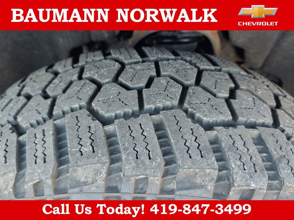 Used 2018 Chevrolet Silverado 1500 LT w/ All Star Edition image 10