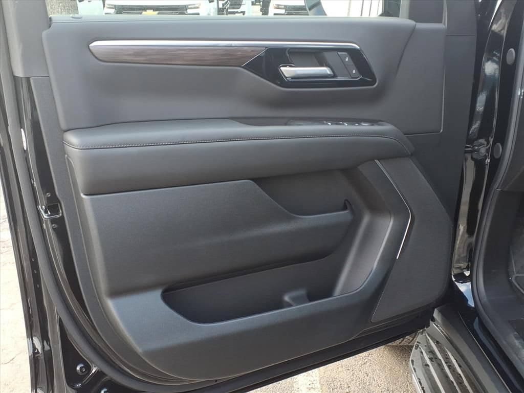 New 2026 Chevrolet Tahoe LS RWD image 14
