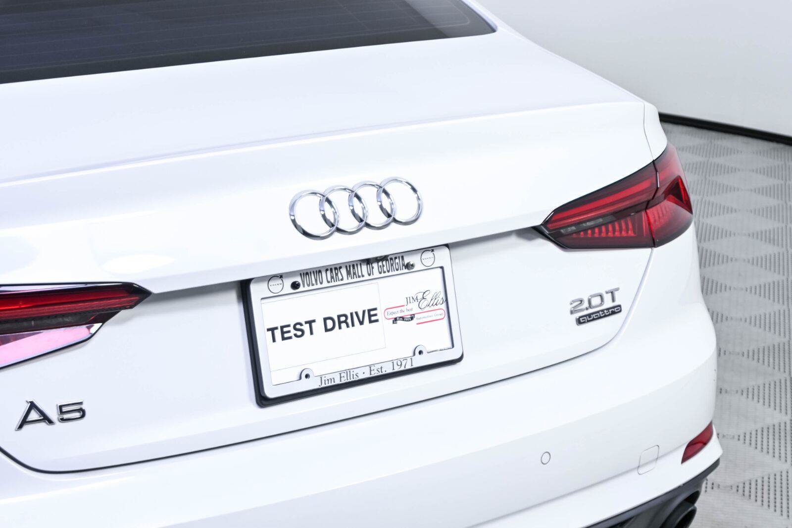 Used 2018 Audi A5 2.0T Premium Plus w/ Premium Plus AWD/4WD image 31