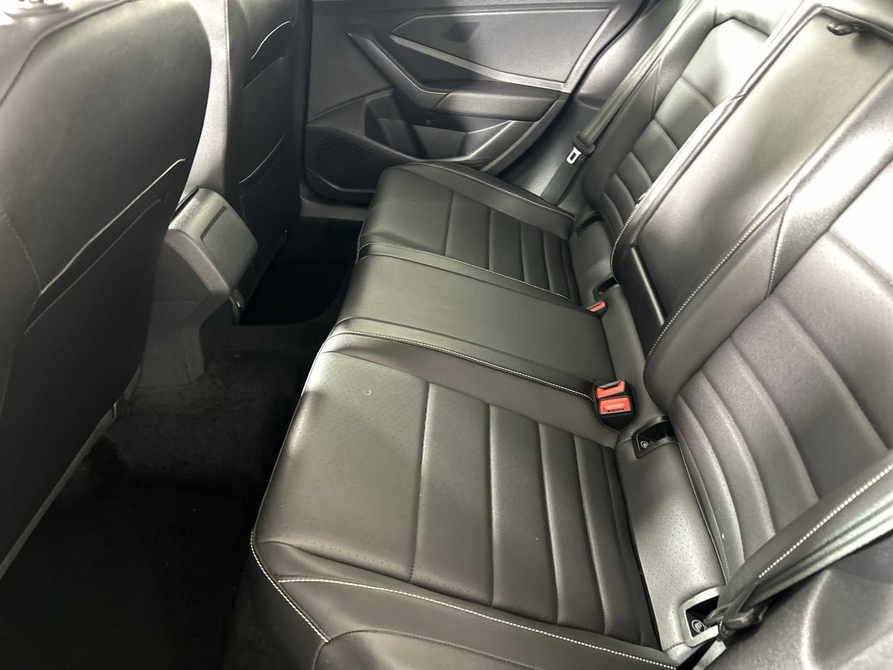 Used 2024 Volkswagen Jetta SE FWD image 24